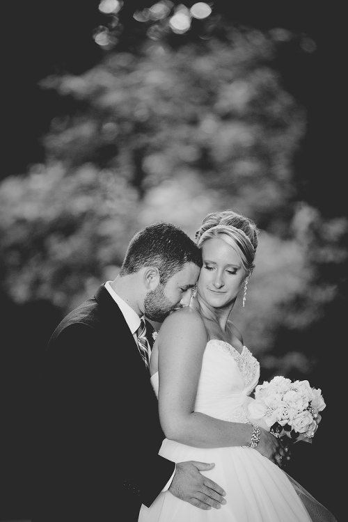 Kristen & Jeff @ Timberlodge – Akron, NY Wedding Photography
